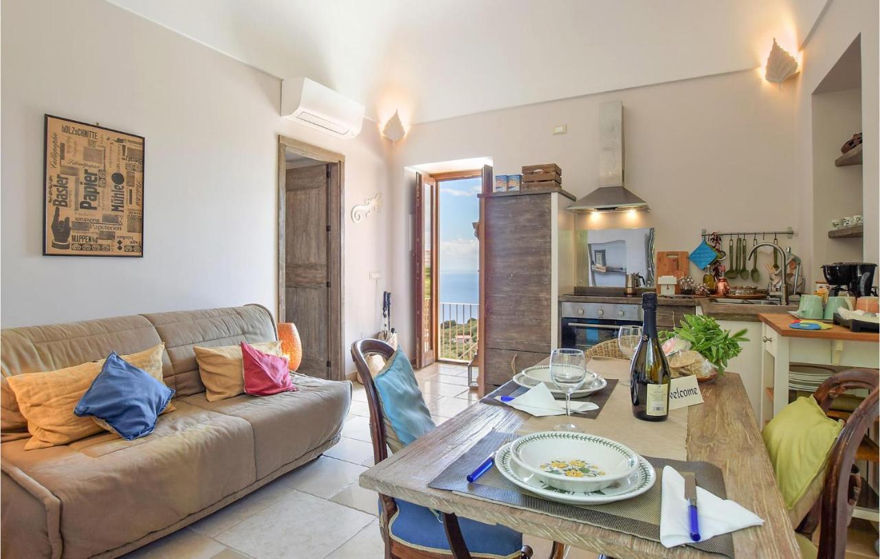 Cozy Apartment In Massa Lubrense Dış mekan fotoğraf